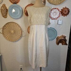 NWT Tahari Arthur S. Levine Elegant Cream Lace Sheath Dress